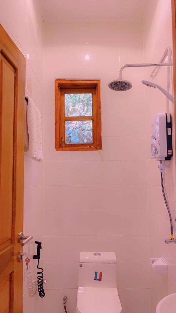 Boma la Ngombe Evelina Houseホステル エクステリア 写真
